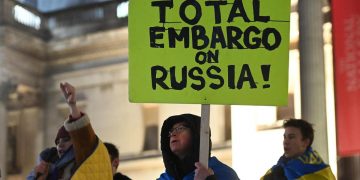 Proteste a Londra contro la Russia per la guerra in Ucraina