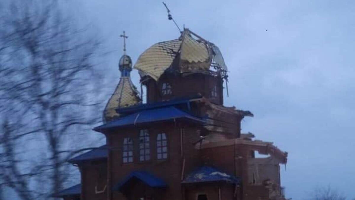 La chiesa Tempio degli ortodossi ucraini a Volnovakha