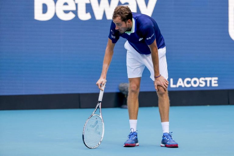 Escludere i tennisti russi da Wimbledon è sbagliato e controproducente