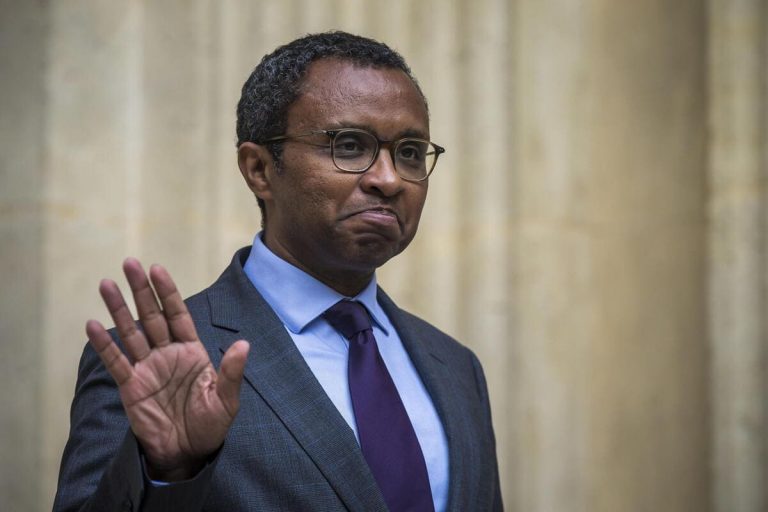 La virata woke di Macron passa per il ministero dell’Educazione