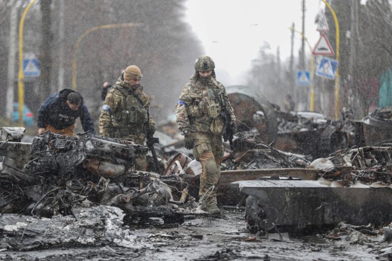 Guerra in Ucraina. Monsignor Santoro: «Senza redenzione tutto finisce nella violenza»