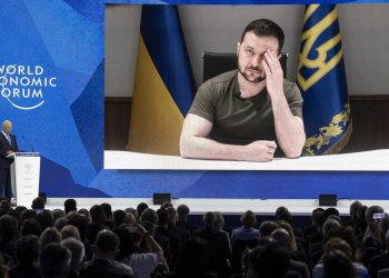 L'intervento a Davos di Volodymyr Zelensky, presidente dell'Ucraina