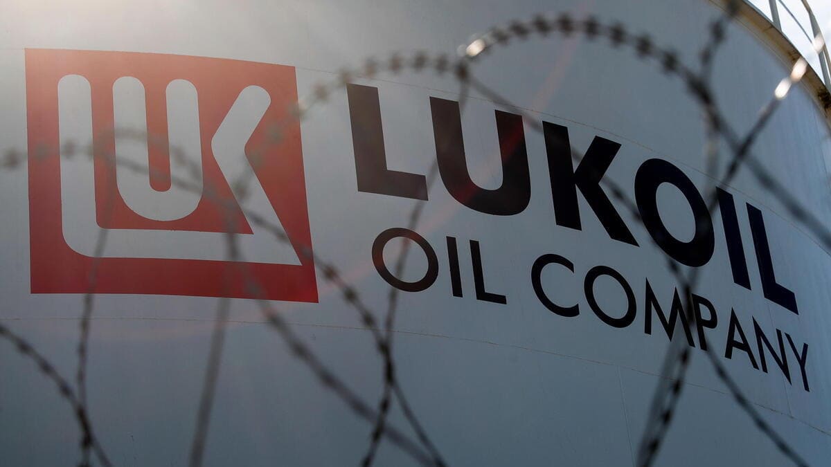 Un impianto di estrazione del petrolio dell'azienda russa Lukoil