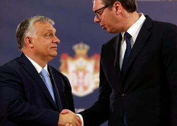 I leader di Ungheria e Serbia, Orban e Vucic, durante un incontro del 2021