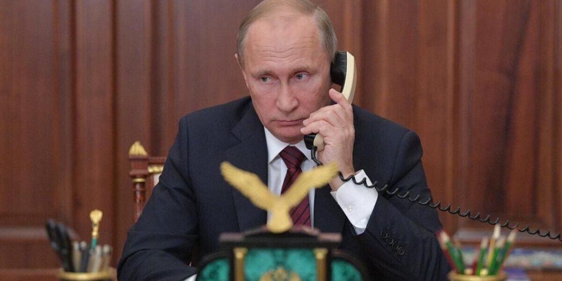 Vladimir Putin, presidente della Russia, a colloquio con i leader europei sull'Ucraina
