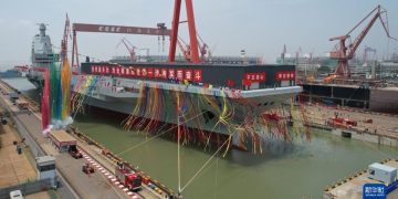 La portaerei Fujian varata venerdì dalla Cina