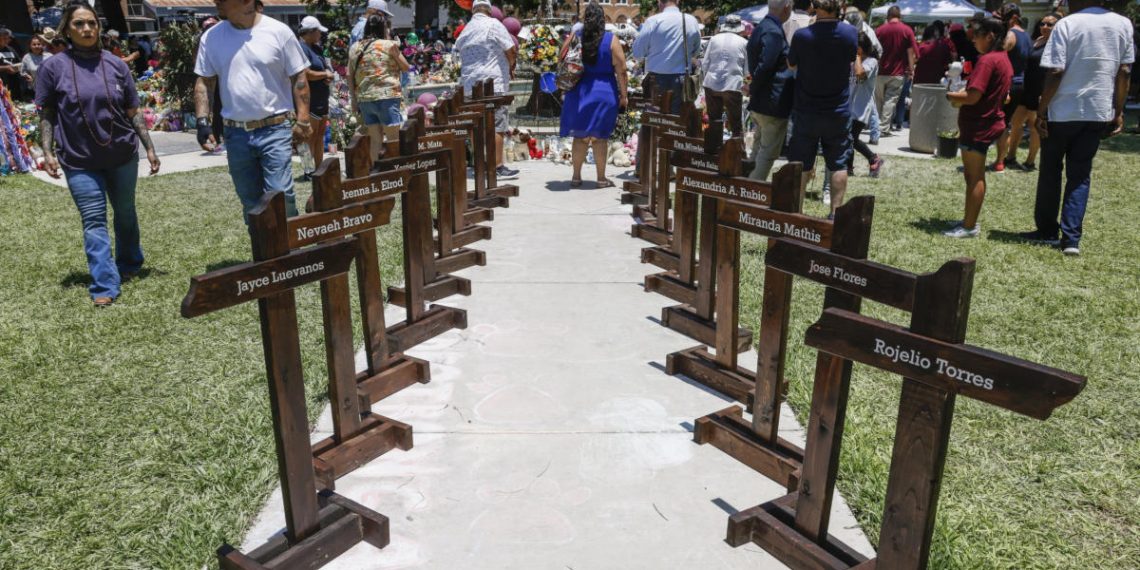 Memoriale delle vittime della strage di Uvalde, Texas