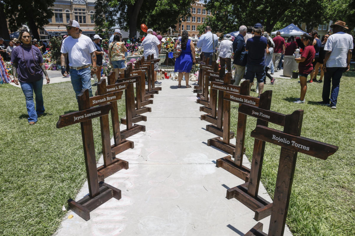 Memoriale delle vittime della strage di Uvalde, Texas