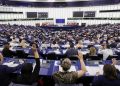 Il Parlamento europeo a Strasburgo vota il provvedimento sulle auto elettriche