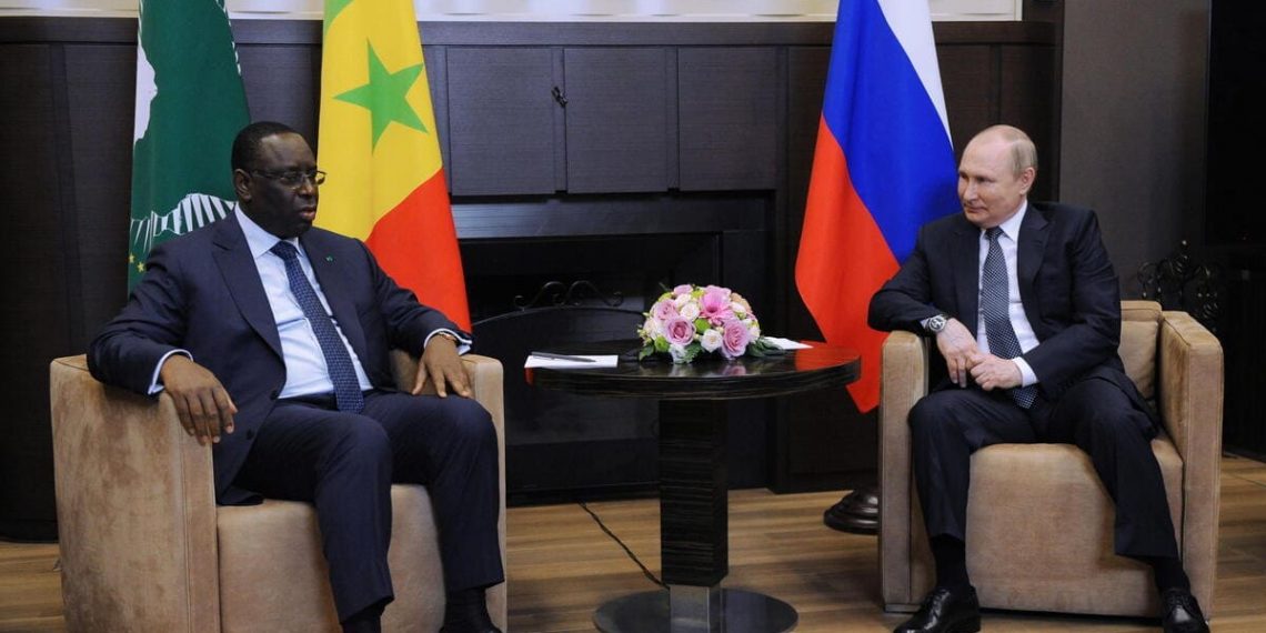 L'incontro a Mosca tra il presidente dell'Unione Africana, il senegalese Macky Sall, e il presidente della Russia, Vladimir Putin