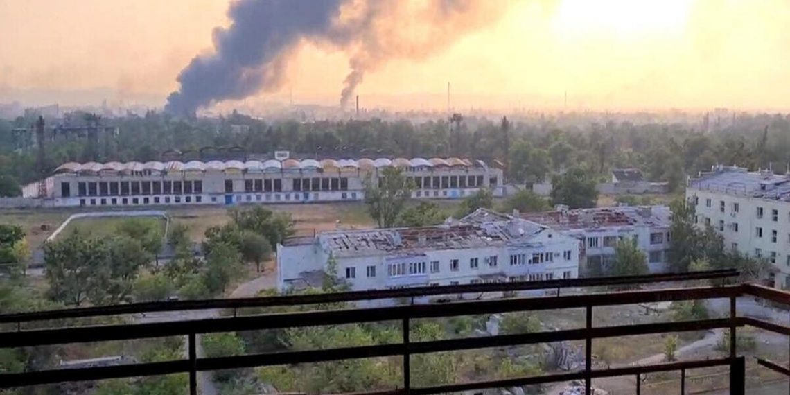 La città di Severodonetsk, nell'est dell'Ucraina, sotto i bombardamenti russi