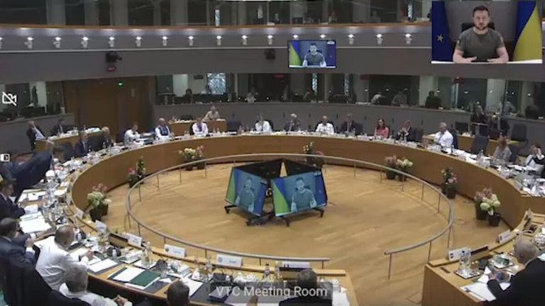 Ucraina nell’Ue. Vittoria simbolica, ma il percorso sarà lunghissimo
