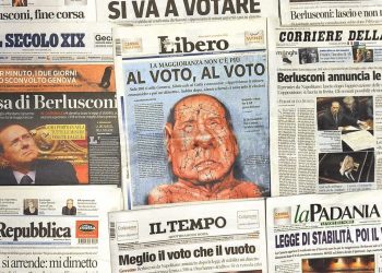 9 novembre 2011, le prime pagine dei quotidiani italiani titolano sulle dimissioni annunciate da Silvio Berlusconi