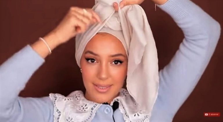 Botta e risposta a colpi di velo tra influencer islamiche e cristiane