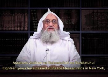 Ayman al Zawahiri, durante un messaggio diffuso in occasione dell'anniversario degli attacchi agli Stati Uniti dell'11 settembre 2001