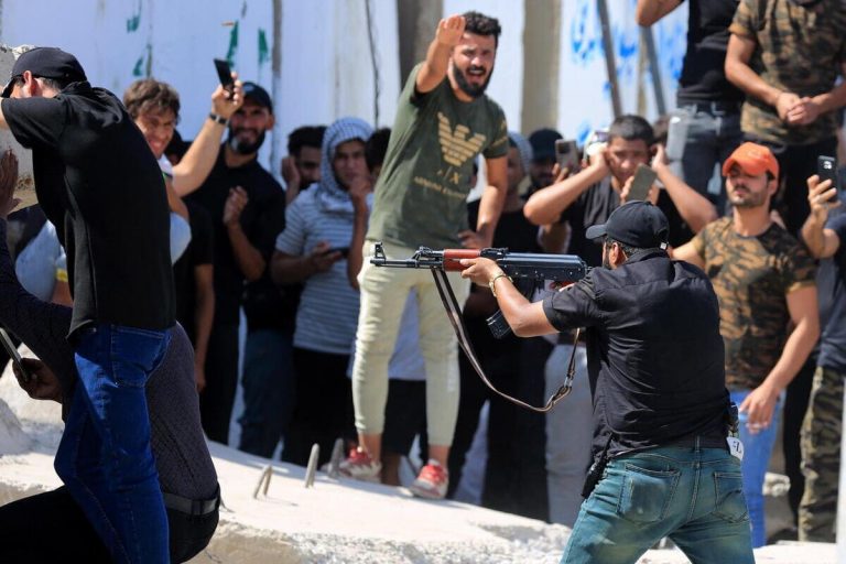 Iraq, nazionalismo ed espansione della rivoluzione iraniana dietro agli scontri di Baghdad