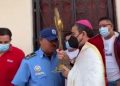 Monsignor Alvarez fermato dalla polizia mentre