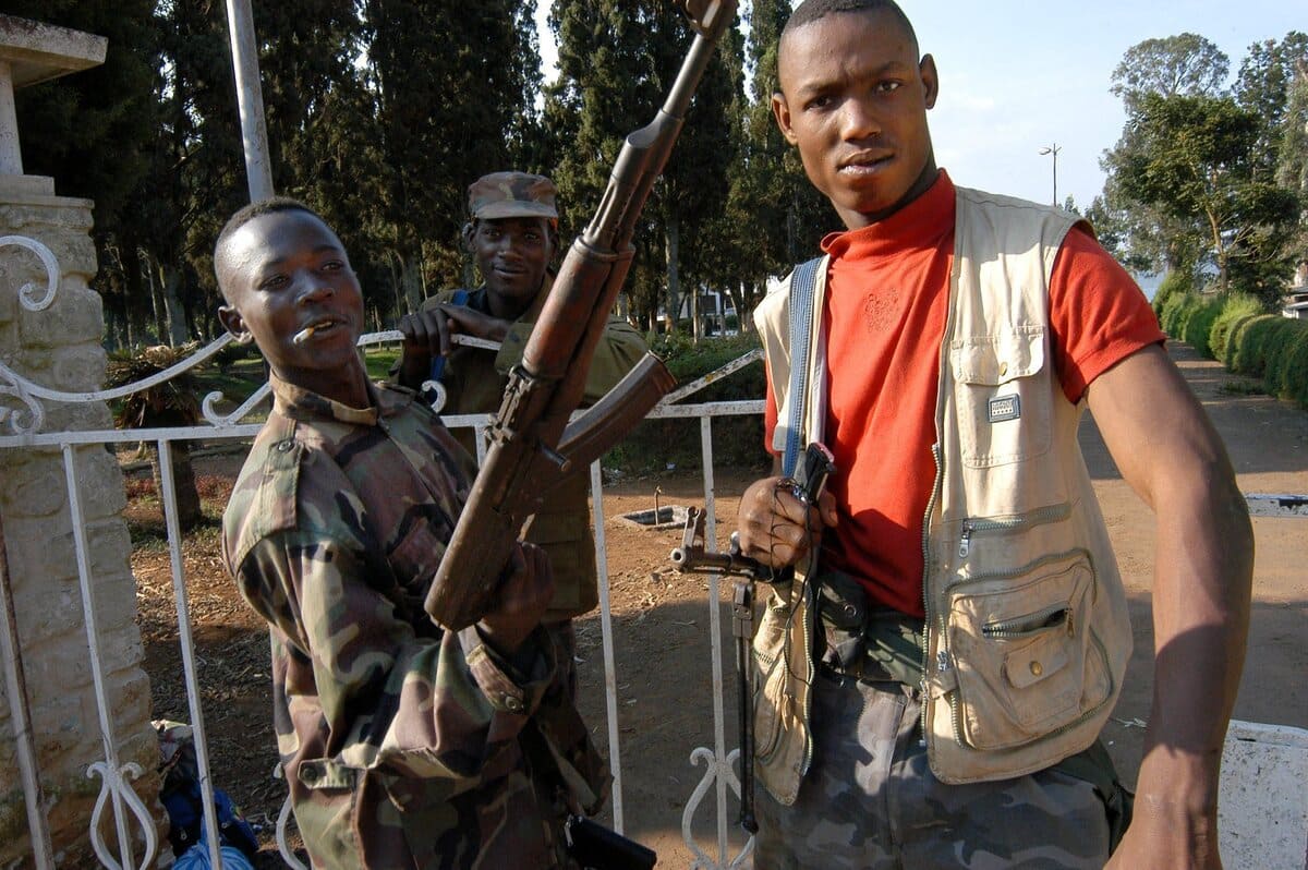 Soldati Ruanda