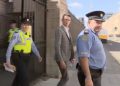 Enoch Burke professore arrestato Irlanda