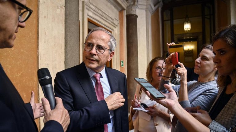Che tristezza i virologi prestati alla politica