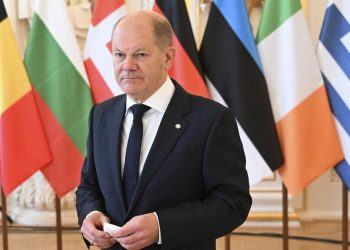 Il cancelliere tedesco Olaf Scholz blocca ogni decisione europea sul gas