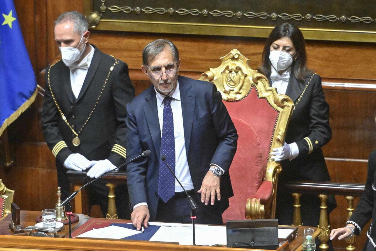 Il neo eletto presidente del Senato Ignazio La Russa, durante il discorso di insediamento in occasione della seduta del Senato, Roma, 13 ottobre 2022