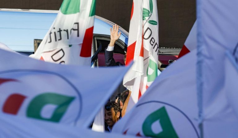 I consigli dei giornali al Pd per affossare il Pd