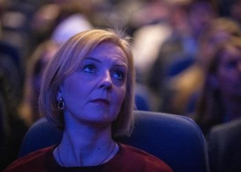 Liz Truss Inghilterra tasse