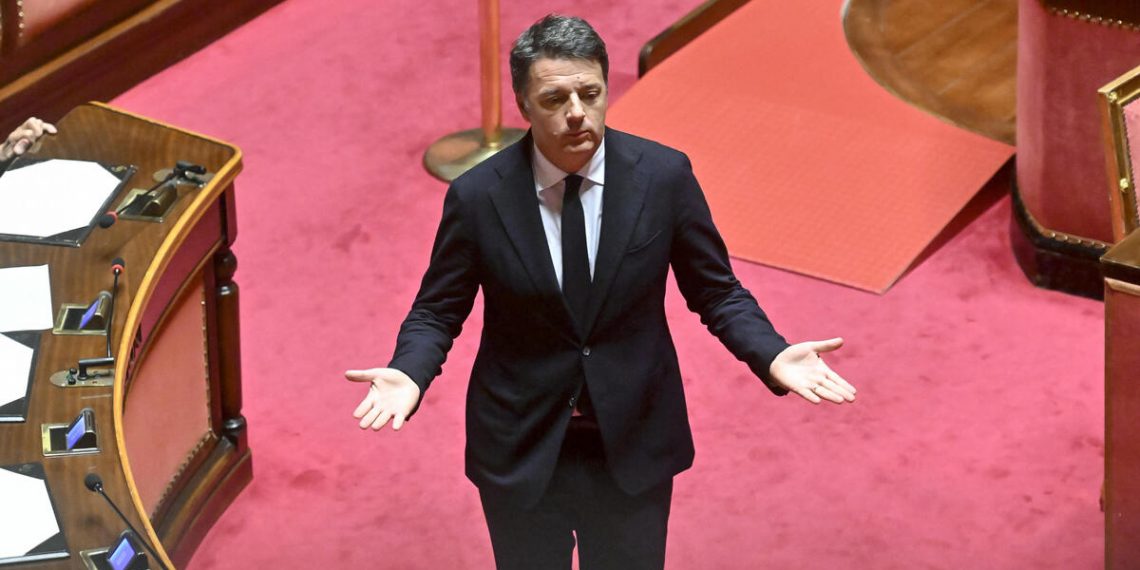 Matteo Renzi durante la seduta del Senato in cui è stato eletto presidente Ignazio La Russa, Roma, 13 ottobre 2022