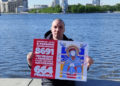 L'artista di Yekaterinburg, Ivan Lyubimov, protesta in Russia contro la guerra in Ucraina