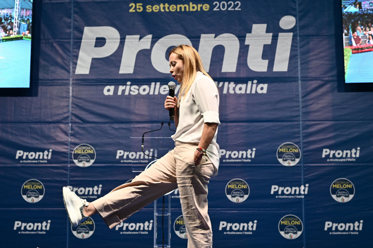Giorgia Meloni in campagna elettorale