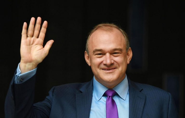 Inghilterra, nel partito LibDem porte aperte a tutti tranne che ai cristiani?
