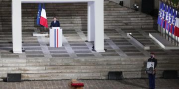 Funerali Paty Macron