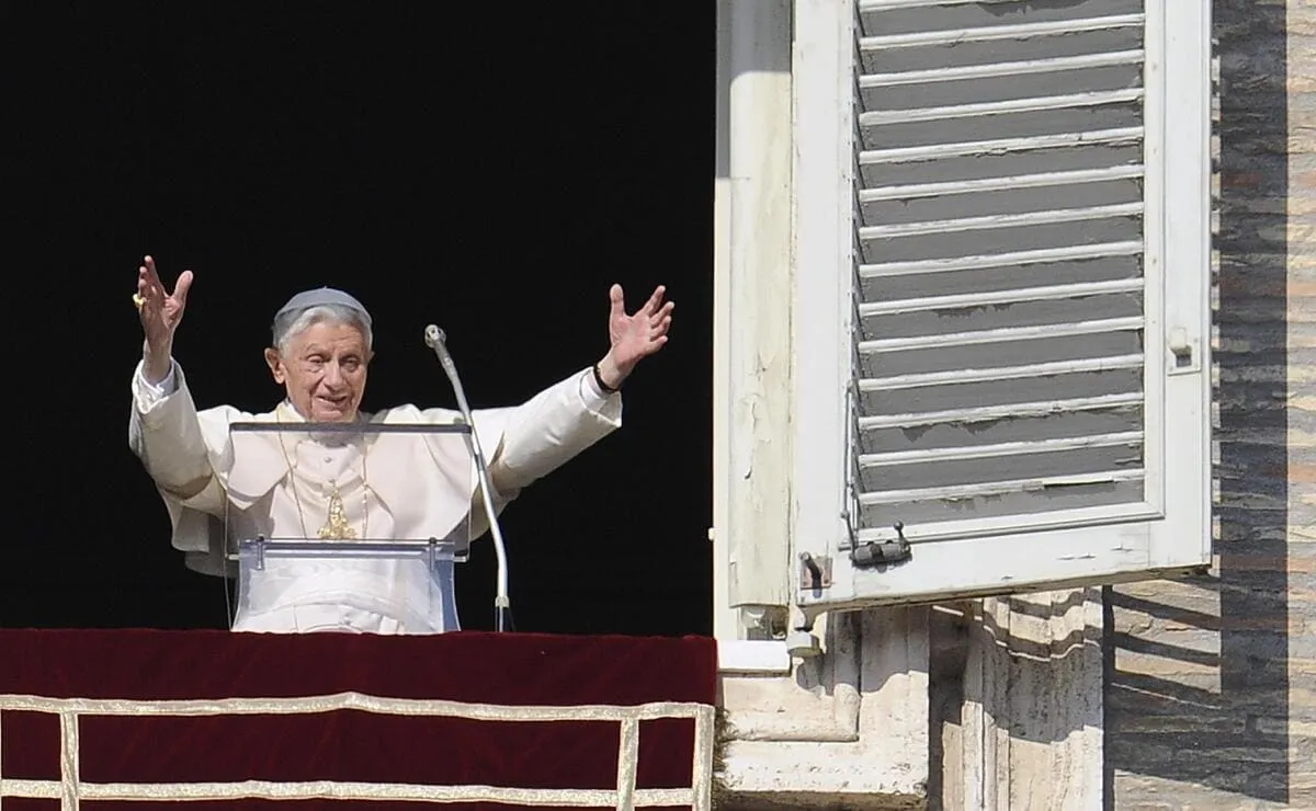 Benedetto XVI, Angelus, Città del Vaticano, 27 gennaio 2013 (Ansa)