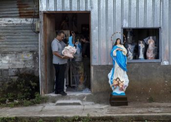 Nicaragua Processione Madonna