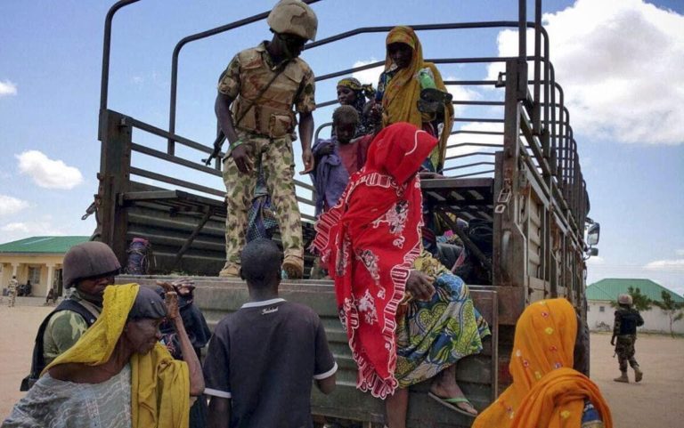 L’esercito nigeriano ha organizzato l’aborto di massa dei figli di Boko Haram