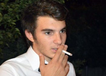 Riccardo Faggin, il giovane che si è schiantato con la sua auto lunedì notte, sapendo che il giorno dopo lo aspettava la festa in famiglia per una laurea in realtà mai ottenuta