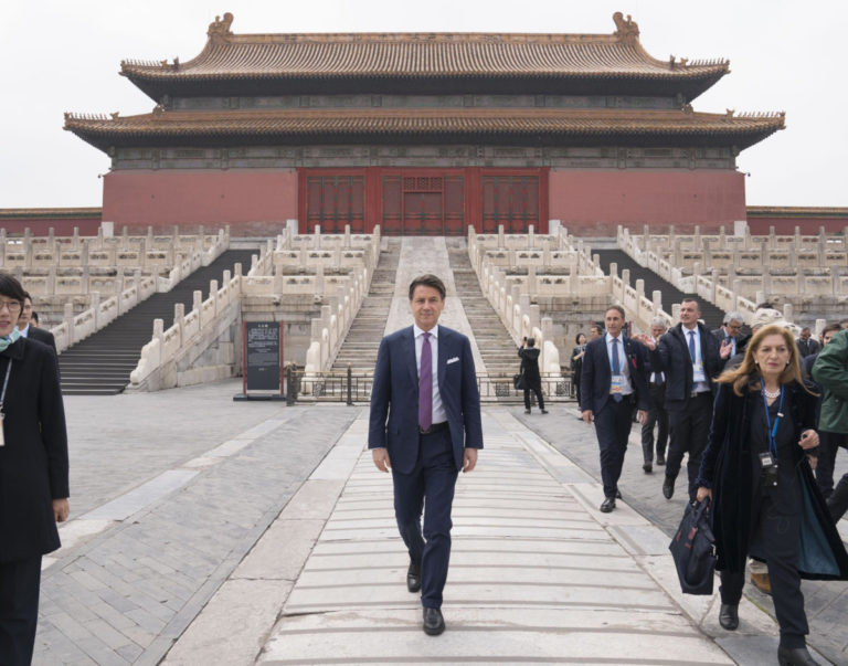 Il Pd non dovrebbe sottovalutare il debole dei 5 stelle per la Cina