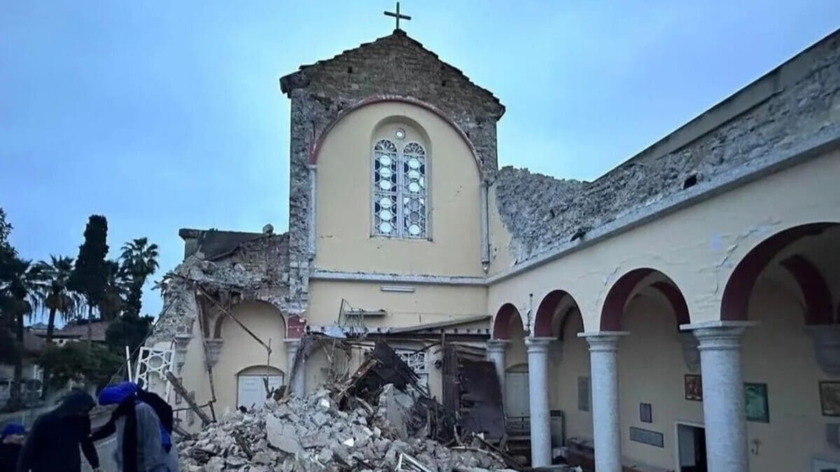 La cattedrale di Iskenderun distrutta dal terremoto in Turchia