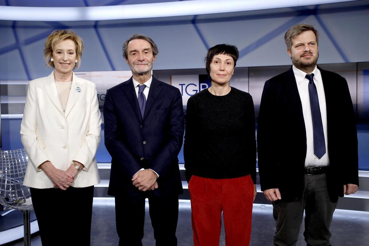 Da sinistra: Letizia Moratti, Attilio Fontana, Mara Ghidorzi e Pierfrancesco Majorino candidati alle elezioni regionali in Lombardia presso gli studi Rai a Milano, 24 gennaio 2023 (Ansa)