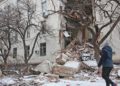 Bombardamenti su Kherson da parte dei russi, 16 febbraio 2023 (Ansa)