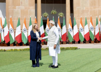 Giorgia Meloni a Nuova Delhi con Narendra Modi