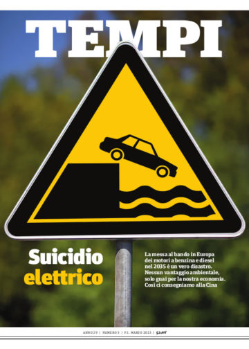 La copertina del numero di marzo 2023 di Tempi, dedicata alla transizione alle auto elettriche decisa dall’Unione Europea