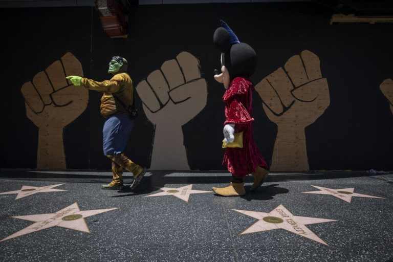 Perché adesso a Trump piace la Disney woke
