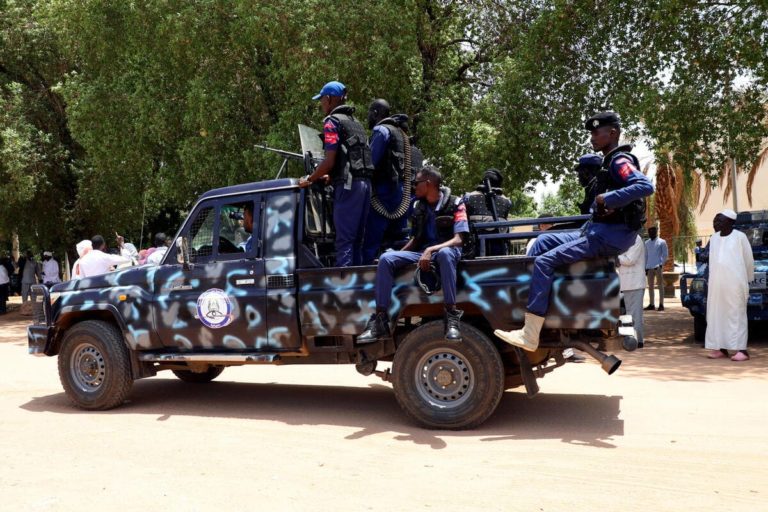 Chi sono i due uomini che stanno trascinando il Sudan all’inferno