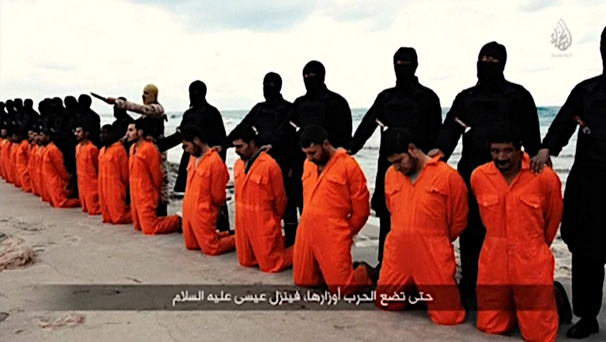Il video dell’assassinio dei 21 martiri copti in Libia nel 2015