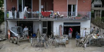 Alluvione in Emilia-Romagna, Faenza, 19 maggio, 2023 (Ansa)