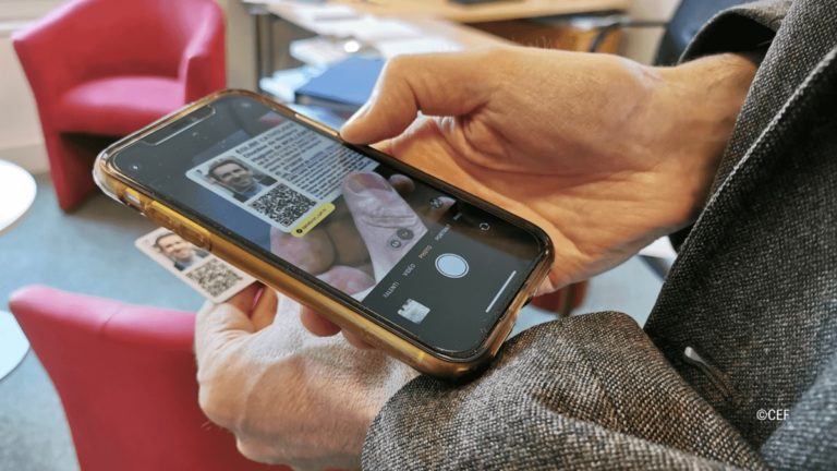 Francia. Non è “schedando” i preti che si combattono gli abusi sessuali