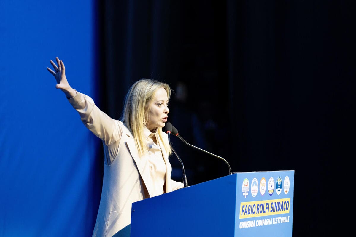 La presidente del Consiglio Giorgia Meloni, Brescia, 12 maggio 2023 (Ansa)