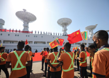 Cerimonia di benvenuto per la nave da tracciamento cinese Yuan Wang 5 nel porto di Hambantota, Sri Lanka